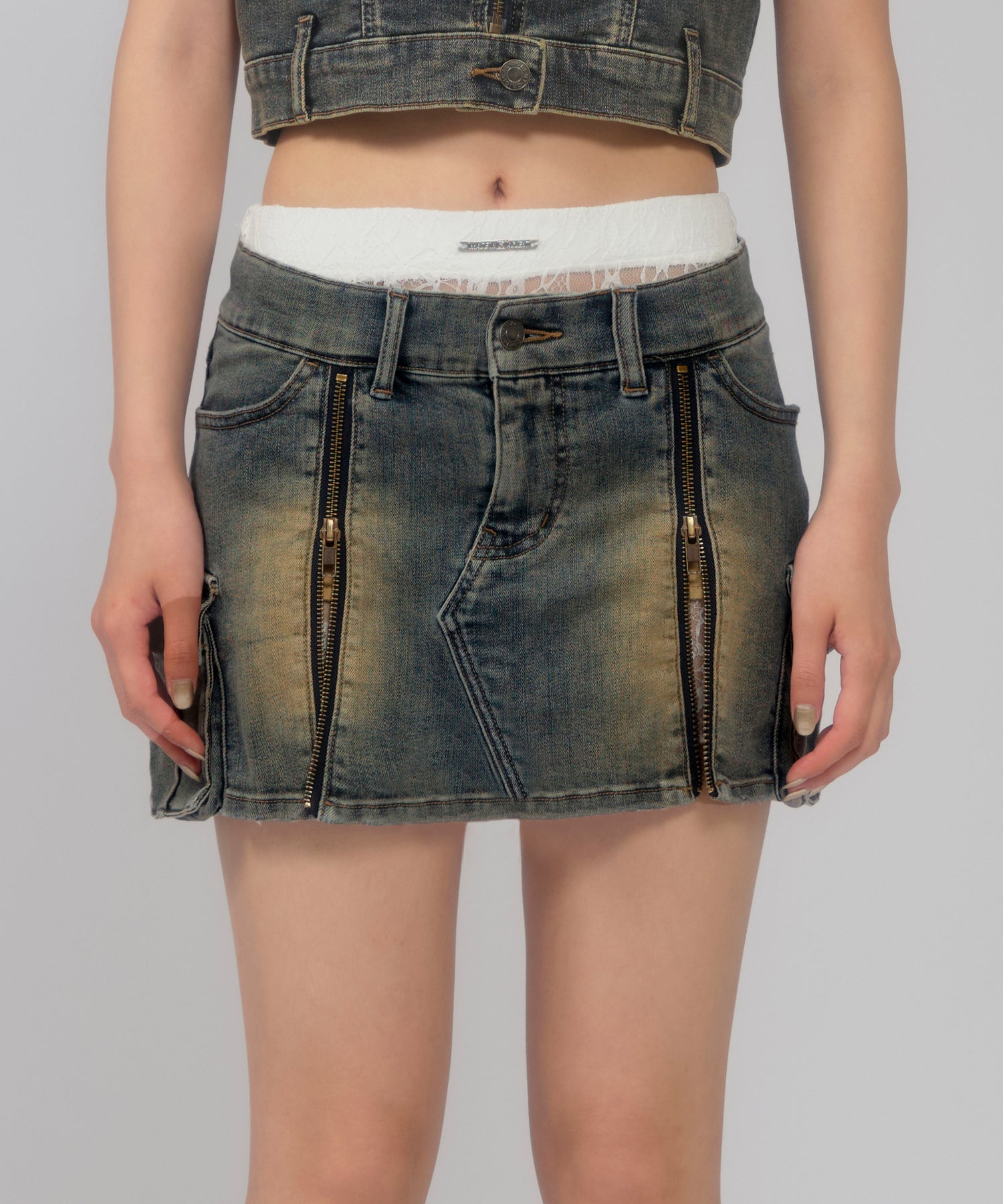 Zip slit denim mini skirt