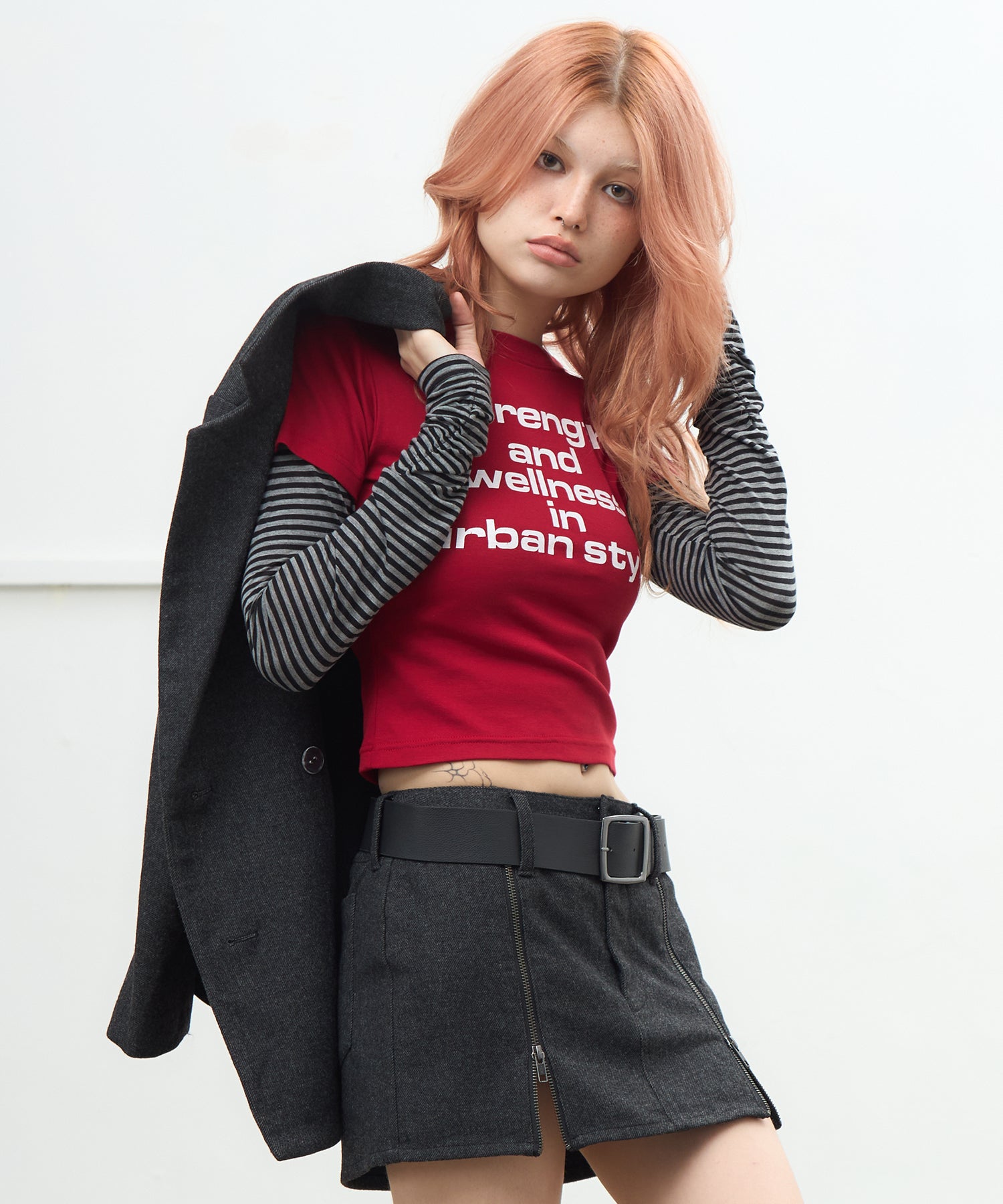 MODEL:170cm/COLOR:RED/SIZE:F
