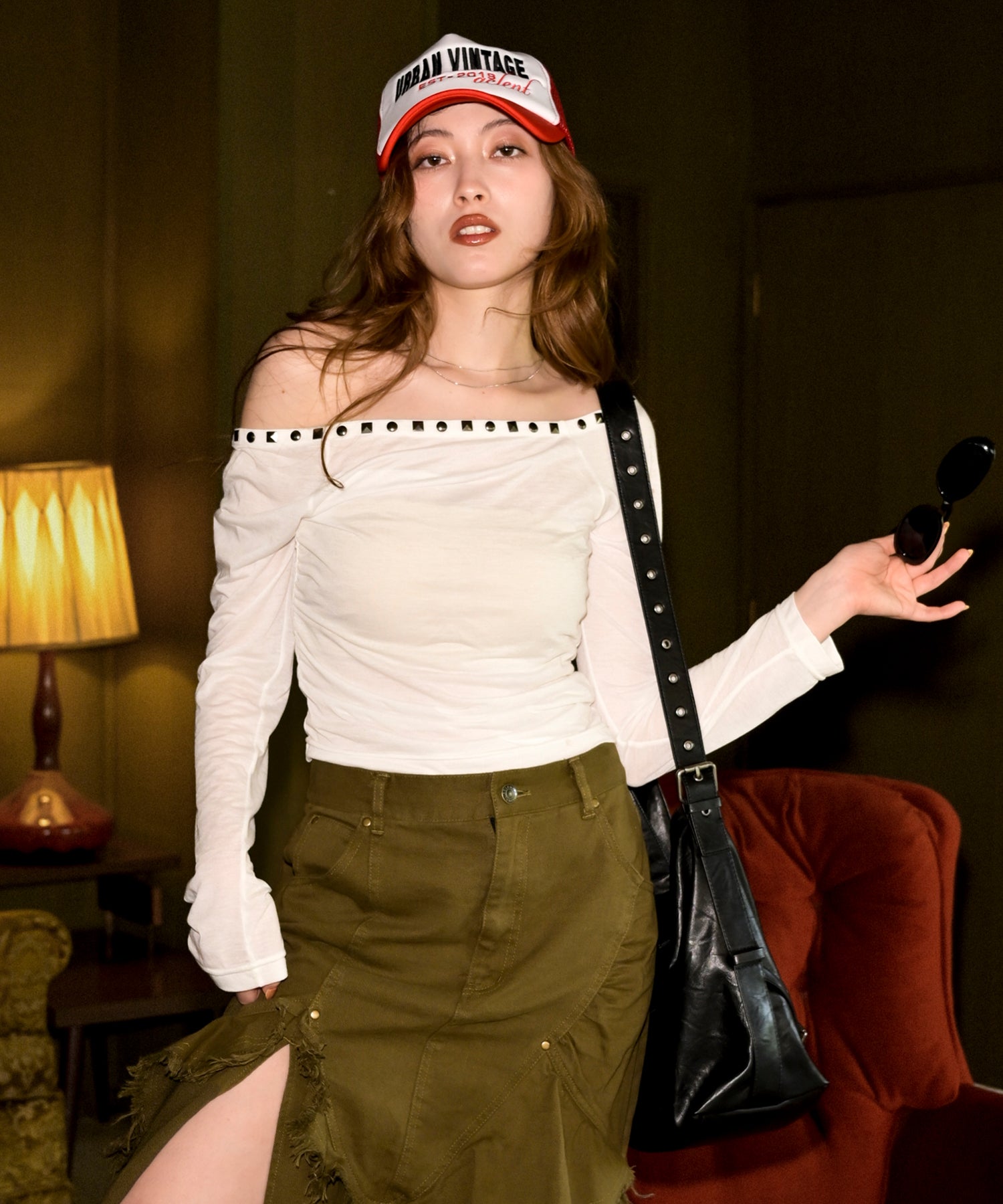 MODEL:163cm/COLOR:WHITE/SIZE:F