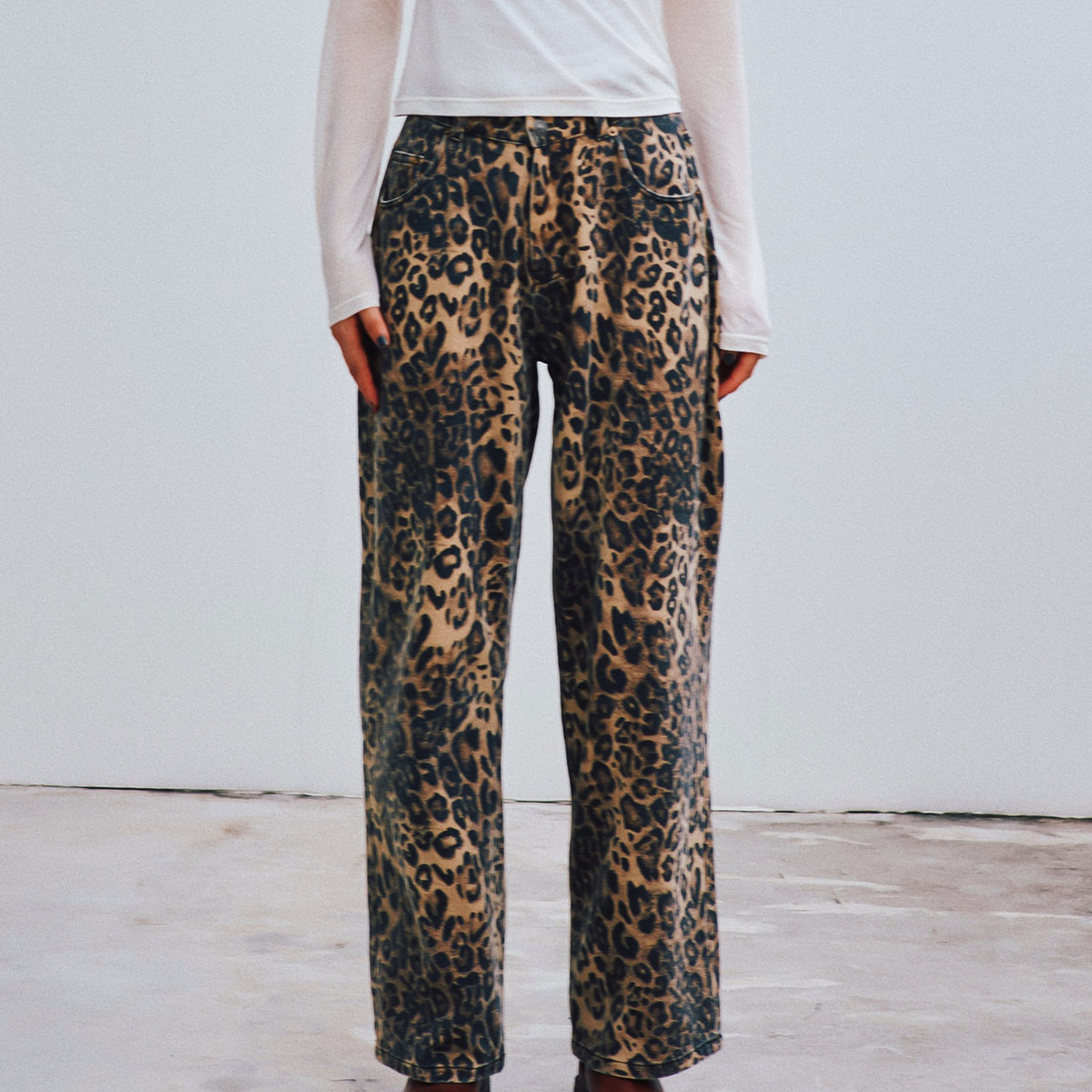 Vintage leopard straight pants