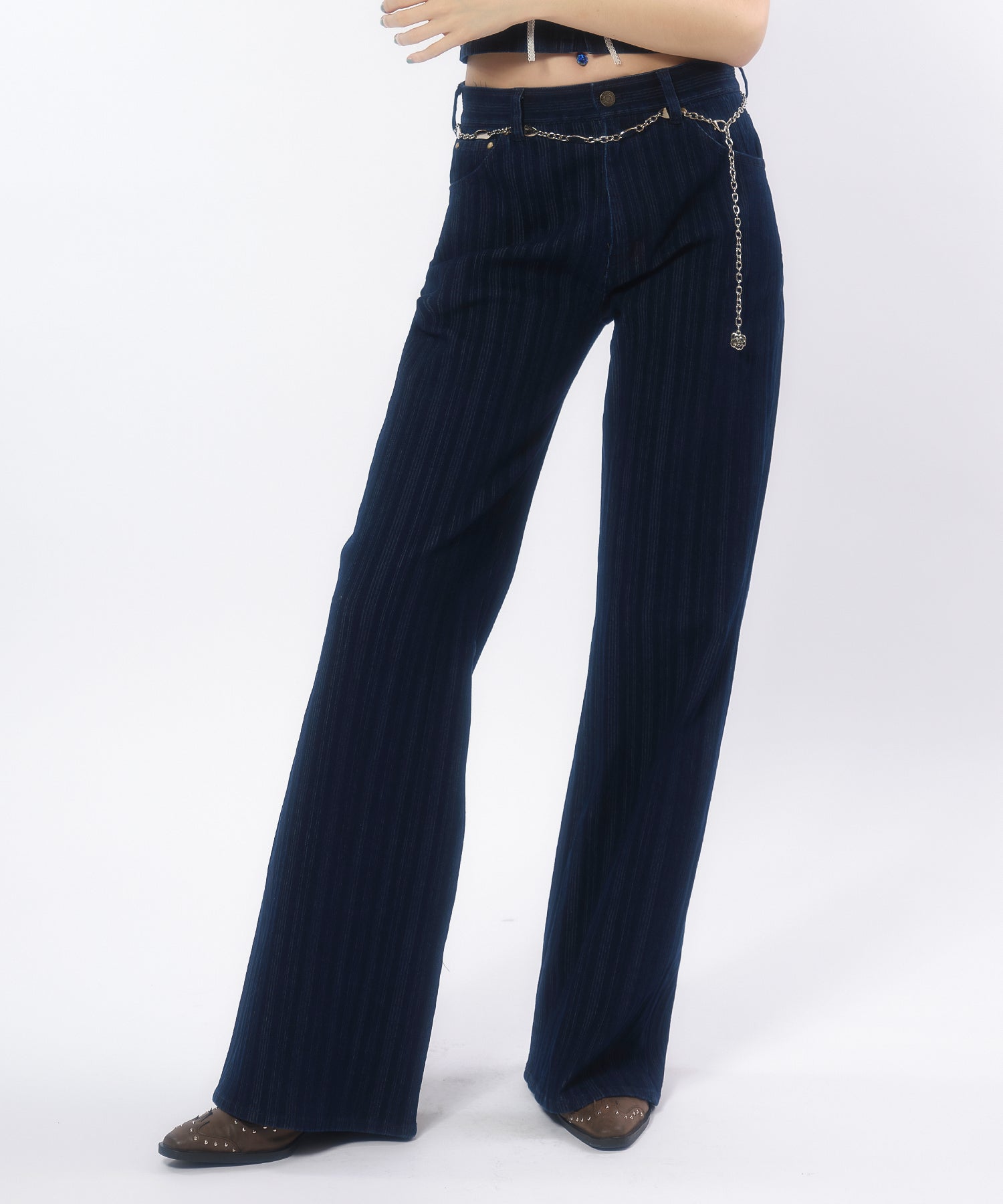 MODEL:170cm/COLOR:BLUE/SIZE:モデルサイズ着用［股下83cm］