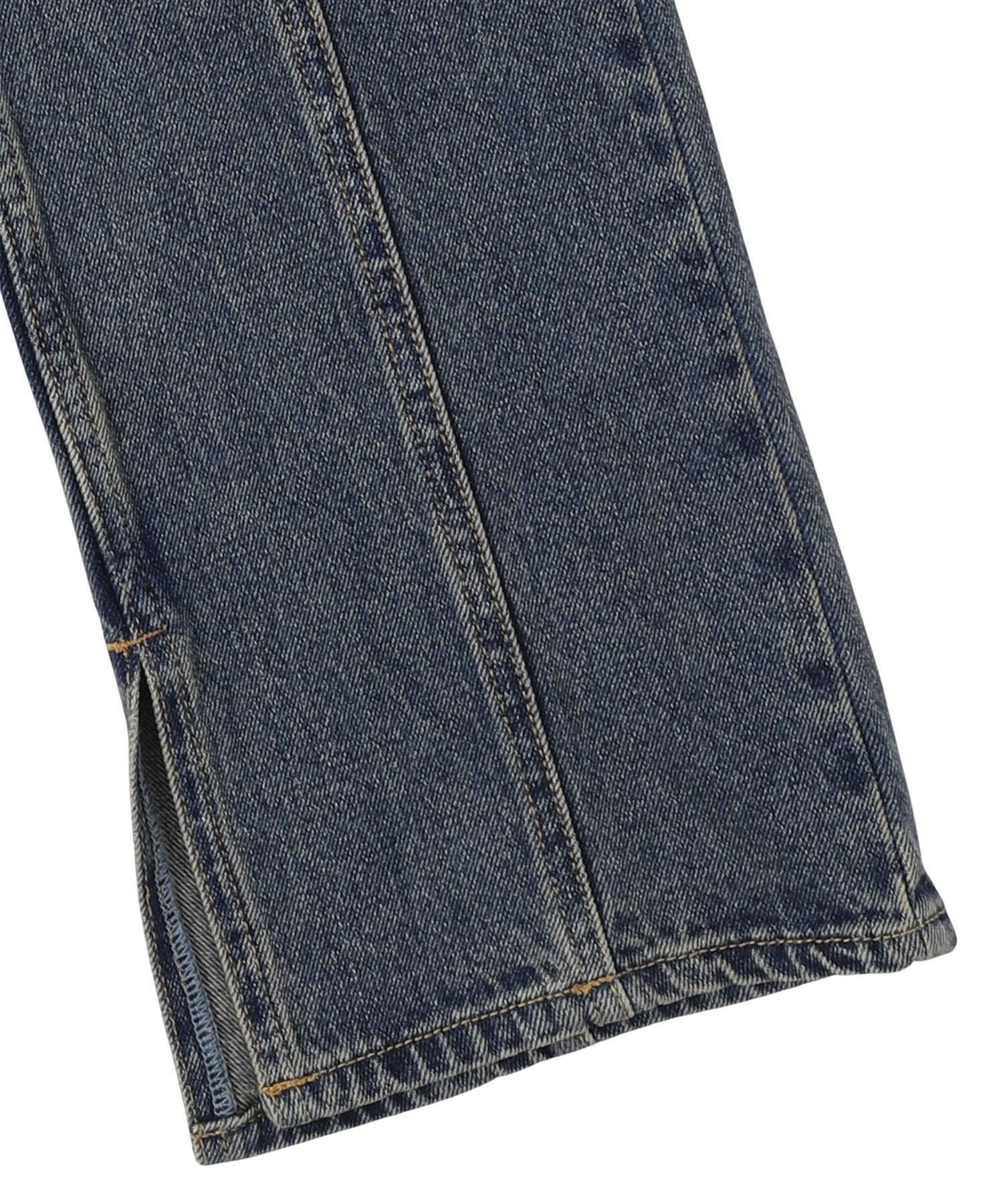 Switching slit vintage jeans